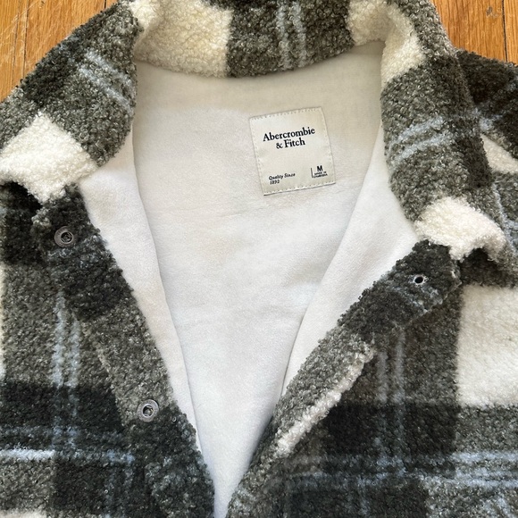 Abercrombie Cropped Sherpa Shirt Jacket - Picture 4 of 6